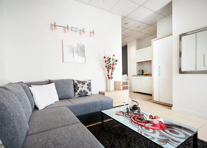 Pina And Lavender Apartman
