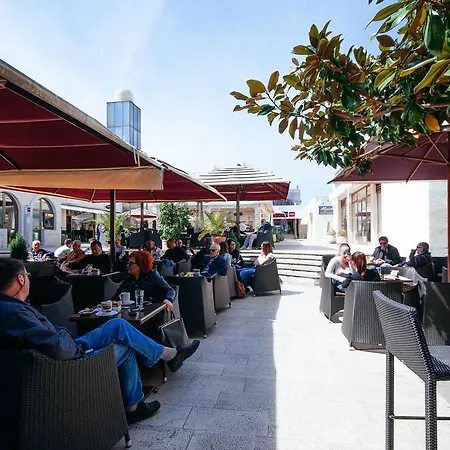 Pina And Lavender דירה