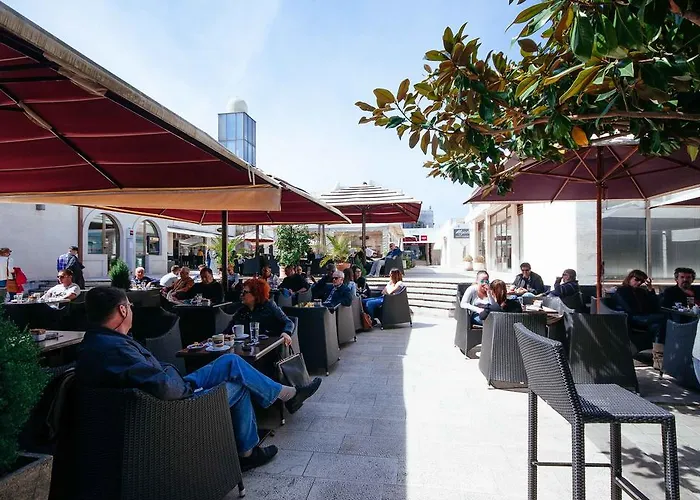 Pina And Lavender شقة