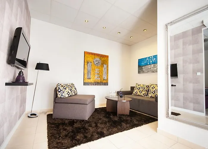 דירה Pina And Lavender