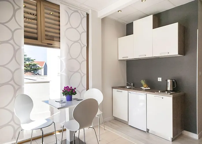 شقة Pina And Lavender *